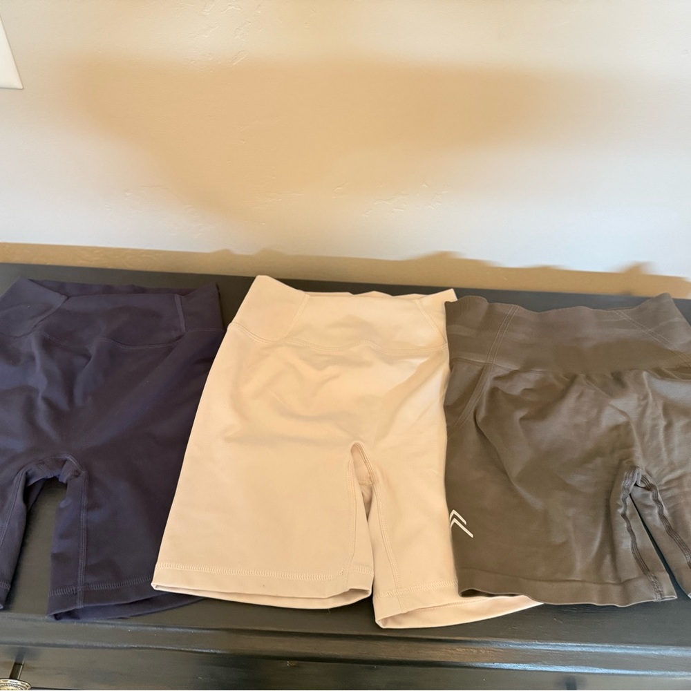 Oner Active Set of Three Biker Shorts in Neutral Tones